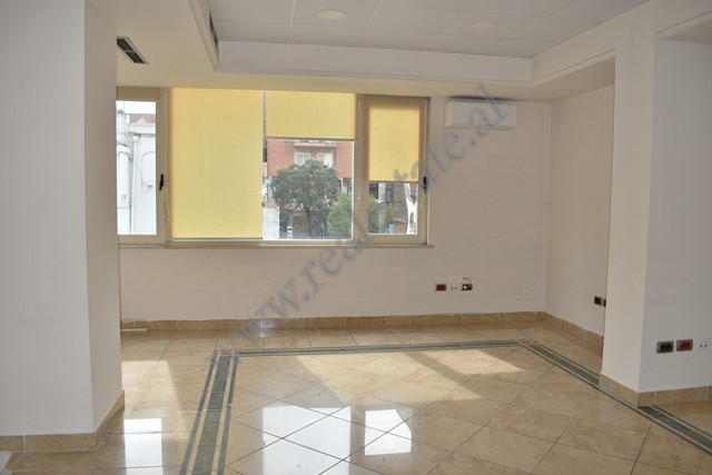 Office space for rent in Brigada VIII Street in Tirana.

Located on the 2nd floor of a new buildin